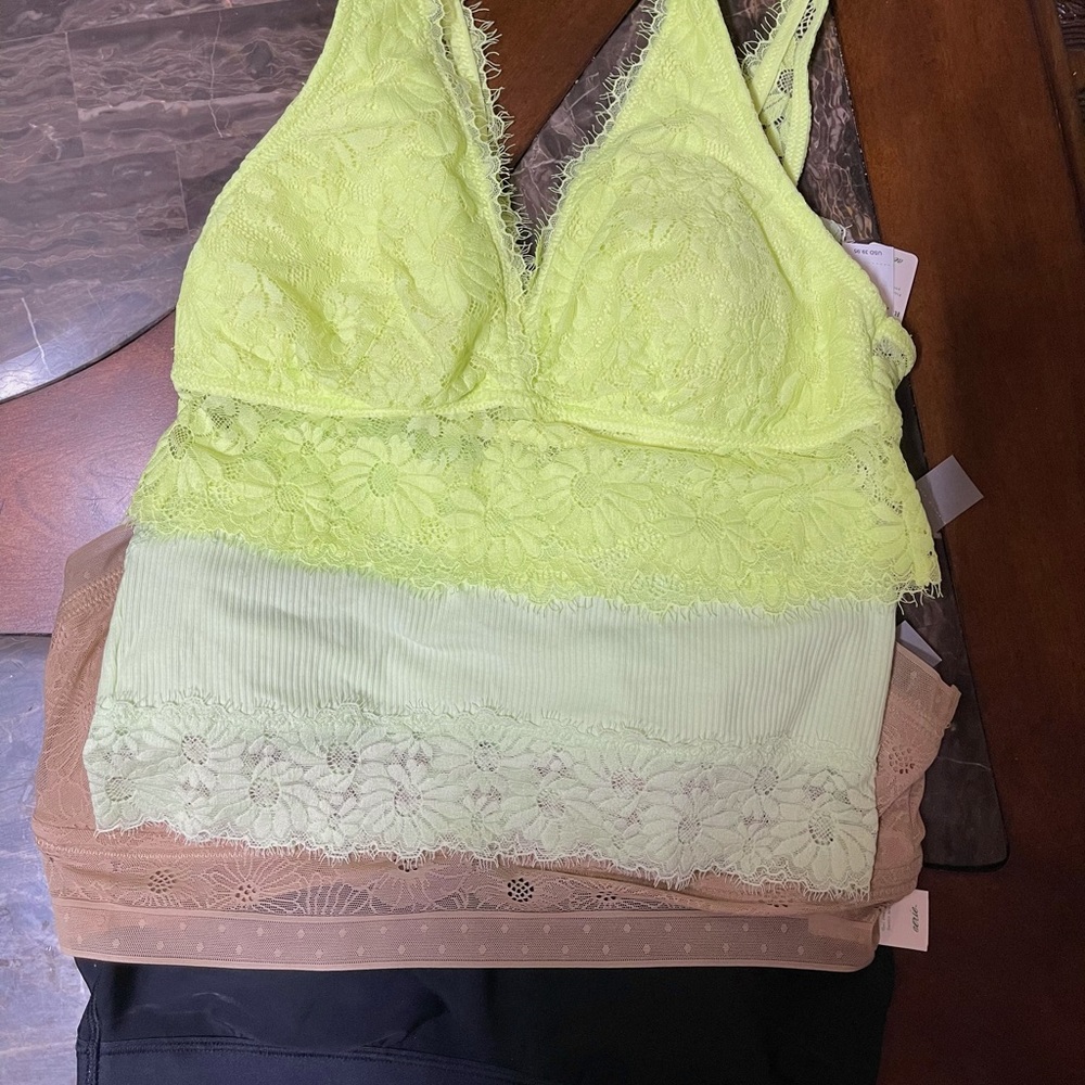 American Eagle bralettes bundle of 4